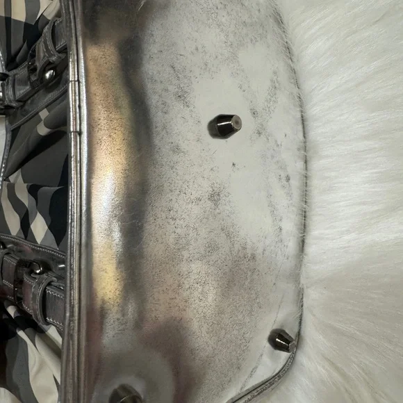 Burberry Metallic Silver and Checkered Tote Bag - Picture 5 of 11